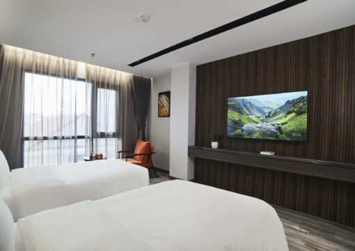 Premier Room